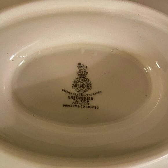 Royal Doulton Greenbrier Gravy Boat With Attached Underplate Made in England EVC - Picture 11 of 11
